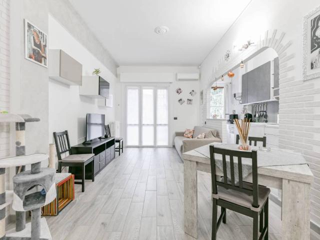 Appartamento in vendita a Rodano, Lombardia