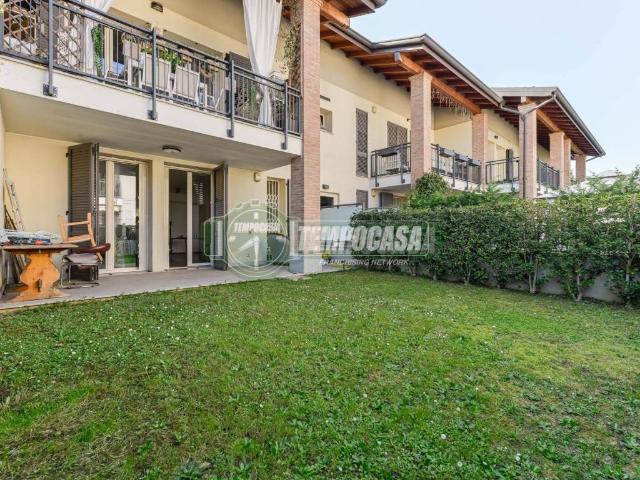 Appartamento in vendita a Rodano, Lombardia