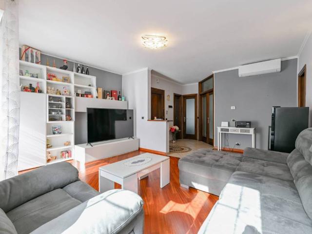 Appartamento in vendita a Rodano, Lombardia