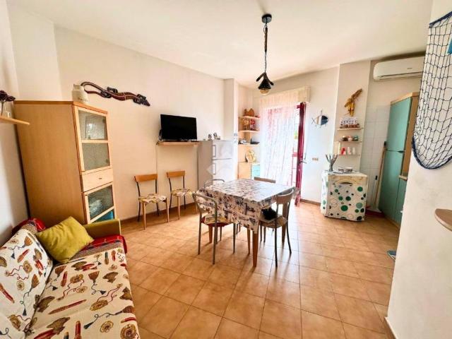 Appartamento in vendita a Rodi Garganico, Foggia