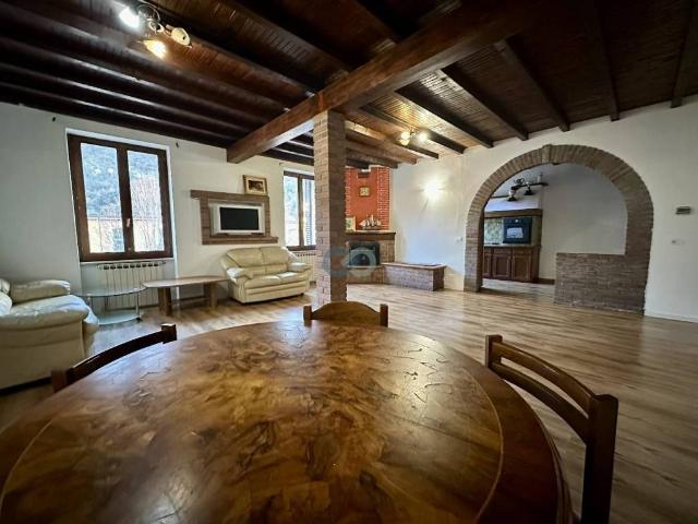 Appartamento in vendita a Comunità montana della Valle Sabbia, Roè Volciano
