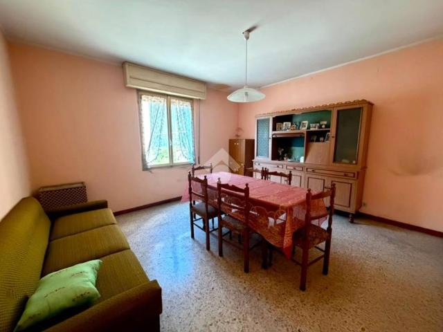 Appartamento in vendita a Rogno, Lombardia