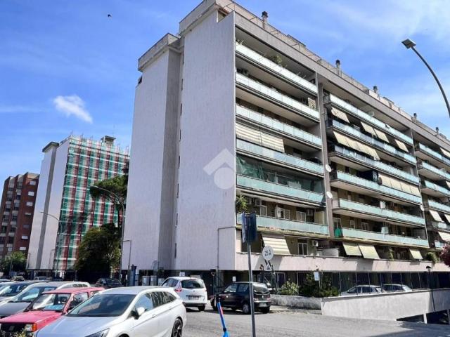 Appartamento in vendita a Municipio Roma VII, Roma Capitale