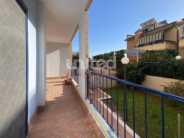 Appartamento in vendita a San Giorgio di Acilia, Roma Capitale
