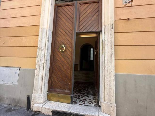 Appartamento in vendita a Municipio Roma I, Roma Capitale