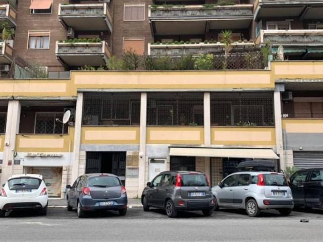 Appartamento in vendita a Municipio Roma VIII, Roma Capitale