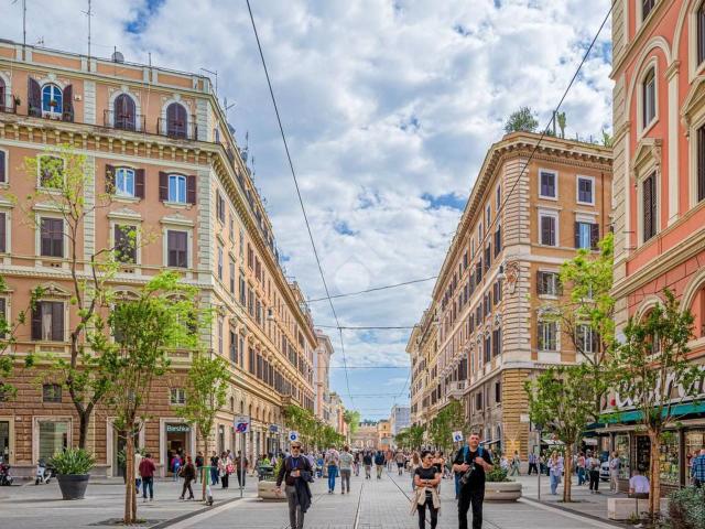 Appartamento in vendita a Municipio Roma I, Roma Capitale
