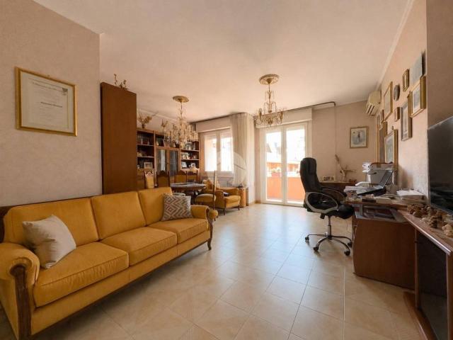Appartamento in vendita a Municipio Roma VIII, Roma Capitale