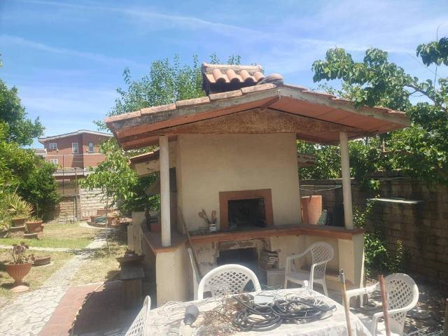 Appartamento in vendita a San Giorgio di Acilia, Roma Capitale