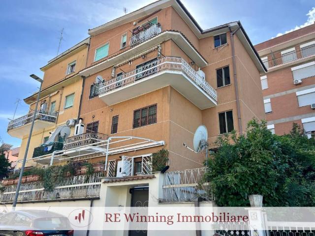 Appartamento in vendita a Municipio Roma VI, Roma Capitale