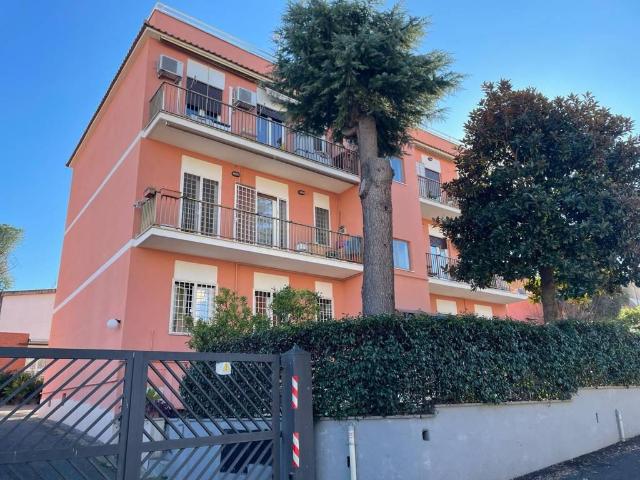 Appartamento in vendita a Municipio Roma VIII, Roma Capitale