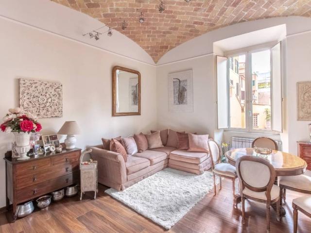 Appartamento in vendita a Borgo, Roma