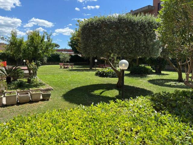 Appartamento in vendita a Morena, Roma