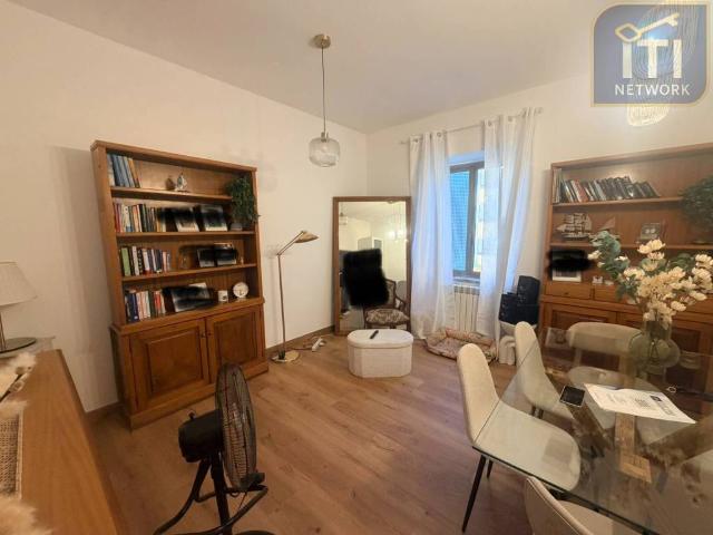 Appartamento in vendita a Villaggio San Francesco, Roma
