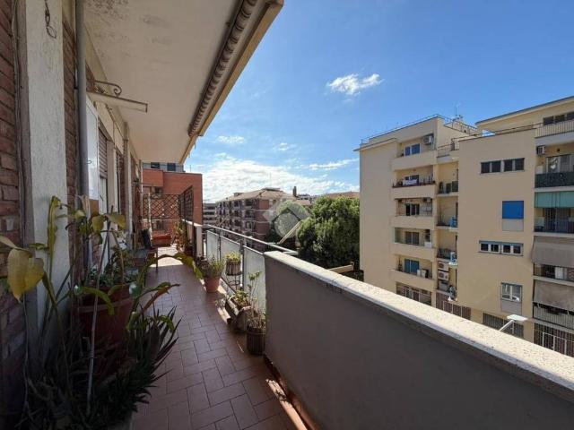 Appartamento in vendita a Montagnola, Roma