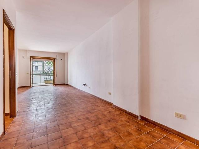 Appartamento in vendita a Mostacciano, Roma Capitale