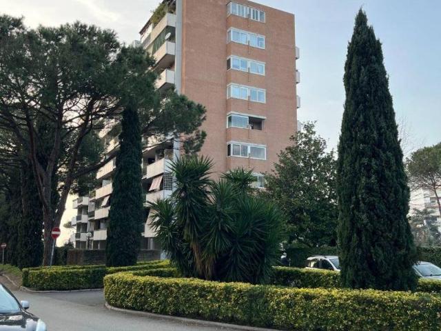 Appartamento in vendita a Mostacciano, Roma Capitale