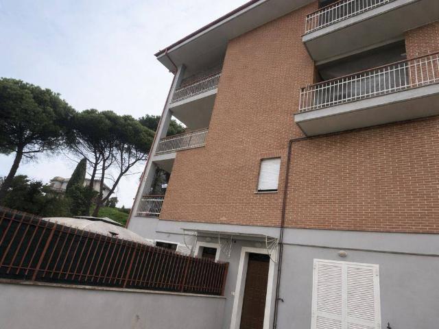 Appartamento in vendita a Municipio Roma XV, Roma Capitale