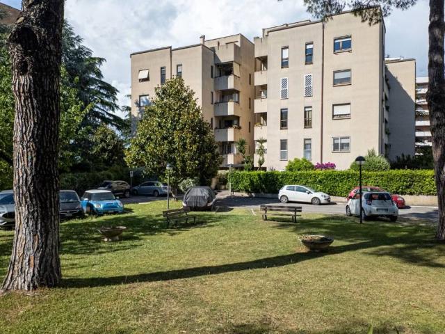 Appartamento in vendita a Torrino, Roma