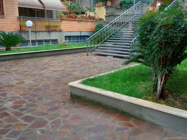 Appartamento in vendita a Municipio Roma V, Roma Capitale