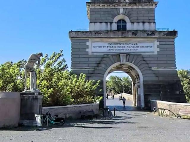 Appartamento in vendita a Municipio Roma XV, Roma Capitale