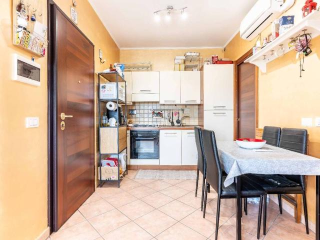 Appartamento in vendita a Stagni di Ostia, Roma Capitale
