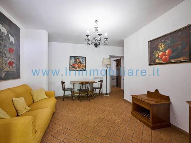 Appartamento in vendita a Mostacciano, Roma Capitale