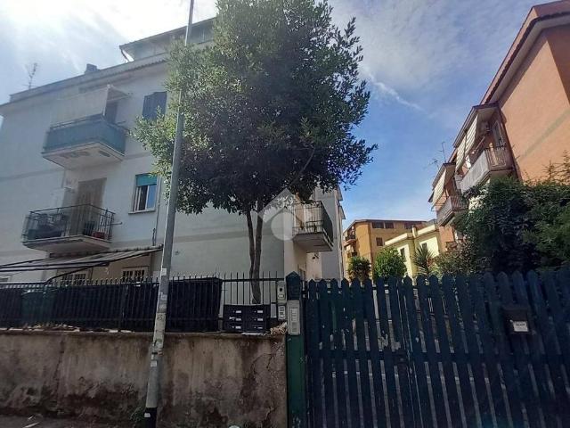 Appartamento in vendita a Villaggio Breda, Roma Capitale