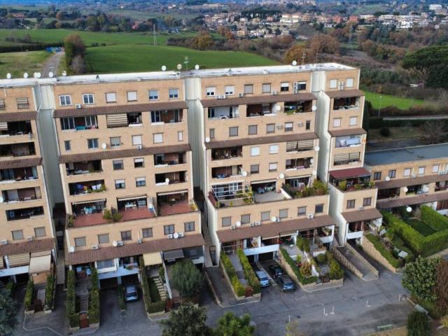 Appartamento in vendita a Labaro, Roma