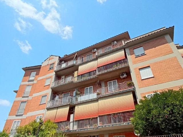 Appartamento in vendita a Municipio Roma VI, Roma Capitale