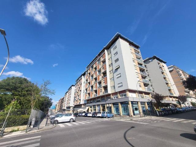 Appartamento in vendita a Municipio Roma VIII, Roma Capitale