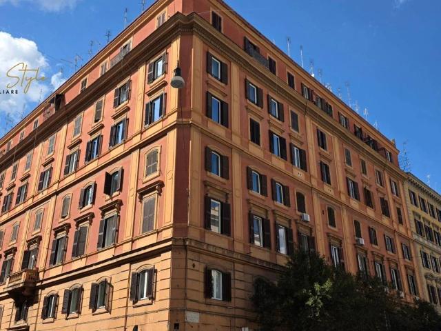 Appartamento in vendita a Municipio Roma I, Roma Capitale