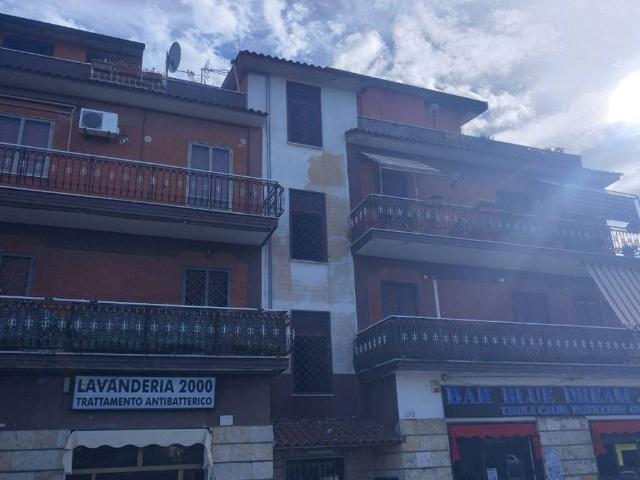 Appartamento in vendita a Finocchio, Roma Capitale