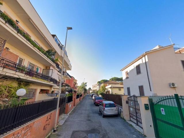 Appartamento in vendita a Municipio Roma VII, Roma Capitale