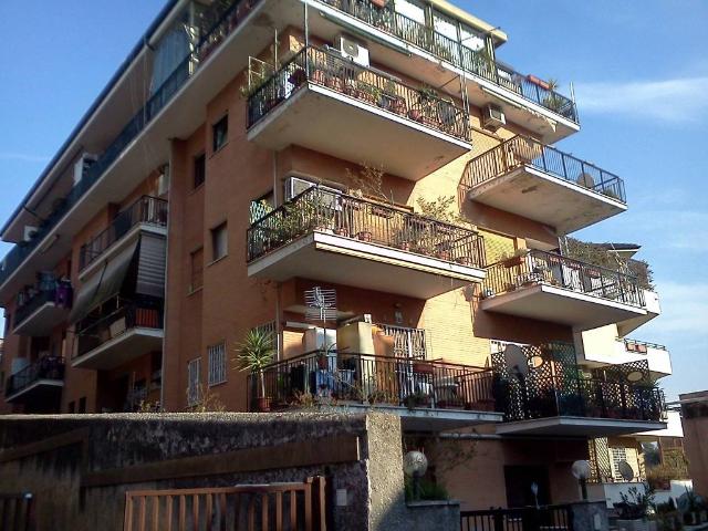 Appartamento in vendita a Municipio Roma XV, Roma Capitale