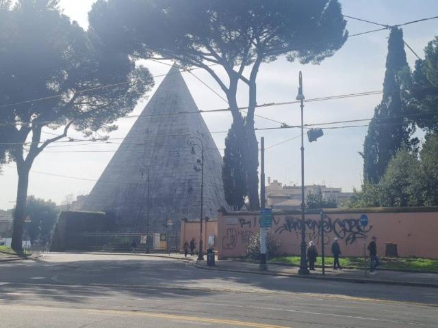 Appartamento in vendita a Municipio Roma I, Roma Capitale