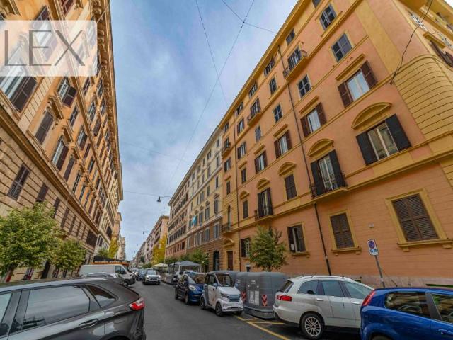 Appartamento in vendita a Municipio Roma I, Roma Capitale