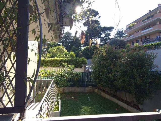 Appartamento in vendita a Municipio Roma XV, Roma Capitale