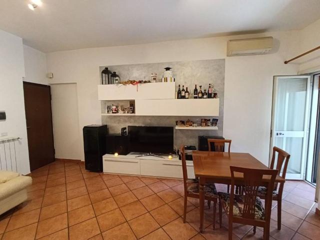 Appartamento in vendita a Ponte Linari, Roma Capitale