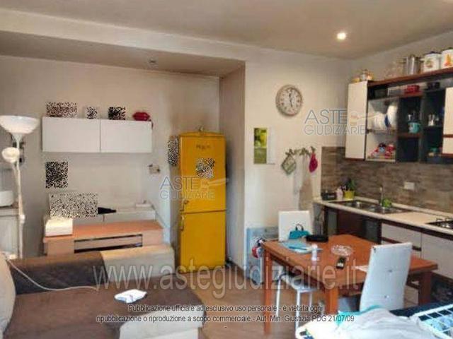Appartamento in vendita a Villaggio Breda, Roma Capitale