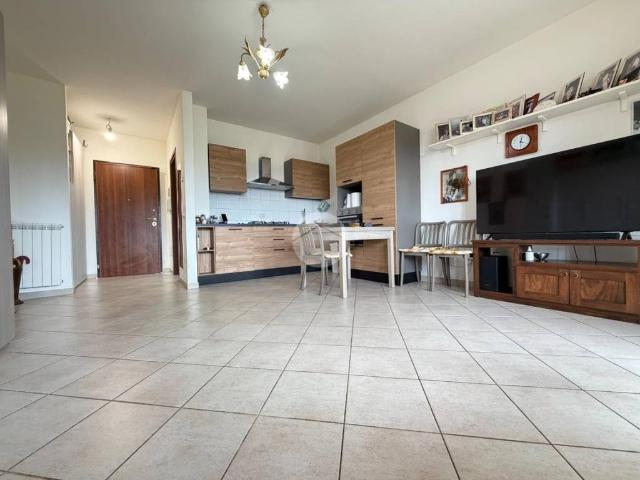 Appartamento in vendita a Castelverde, Roma Capitale