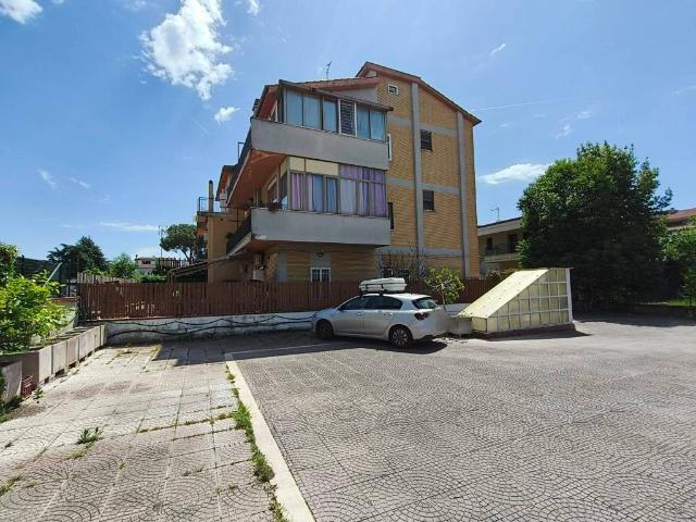 Appartamento in vendita a Ponte Linari, Roma Capitale