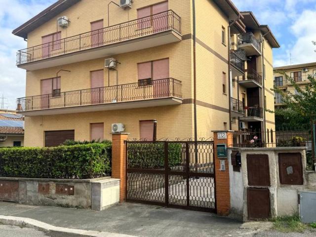 Appartamento in vendita a Montecompatri