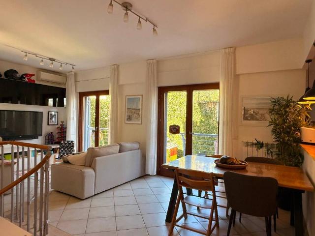 Appartamento in vendita a Casal Bernocchi, Roma Capitale