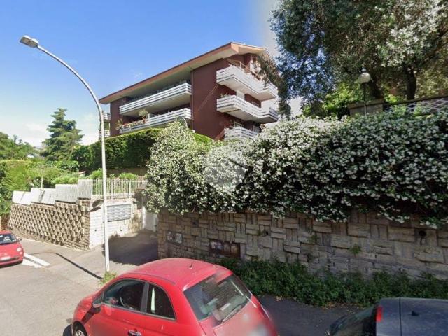 Appartamento in vendita a Mostacciano, Roma Capitale