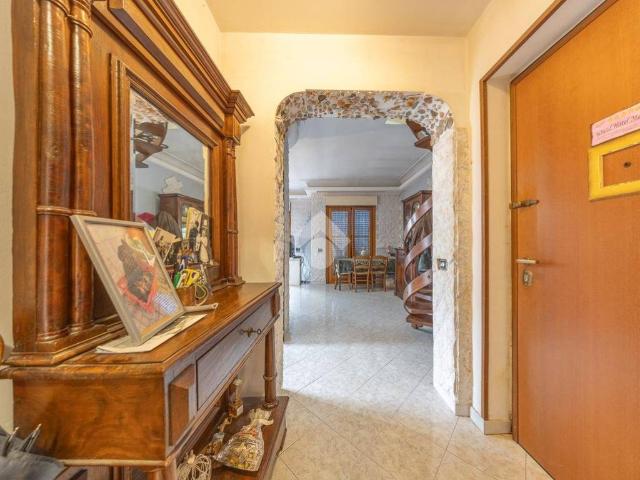 Appartamento in vendita a Finocchio, Roma Capitale