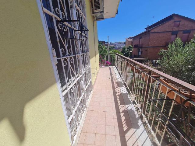 Appartamento in vendita a Acilia Sud, Roma