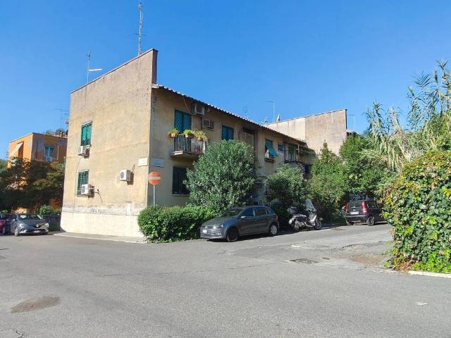 Appartamento in vendita a San Basilio, Roma