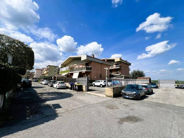 Appartamento in vendita a Prato Fiorito, Roma Capitale