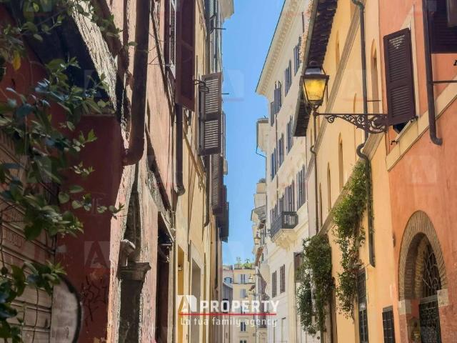 Appartamento in vendita a Municipio Roma I, Roma Capitale